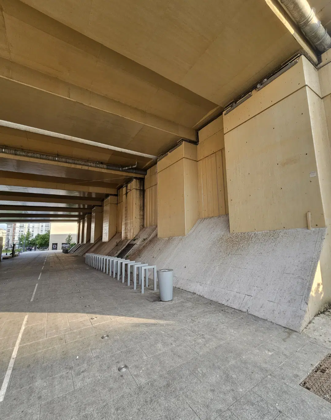 3 communes — photo 1