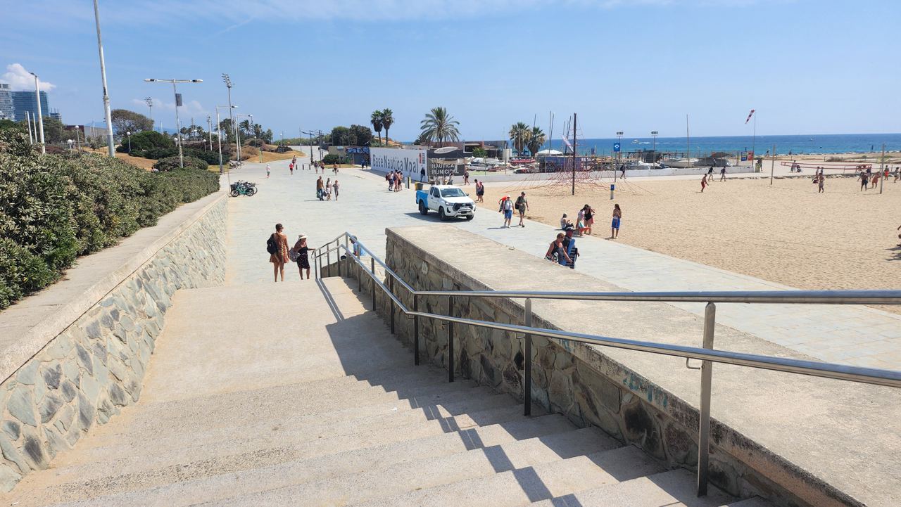 Playa handrail — photo 1
