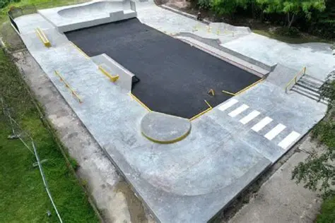 Eaubonne skatepark — photo 1