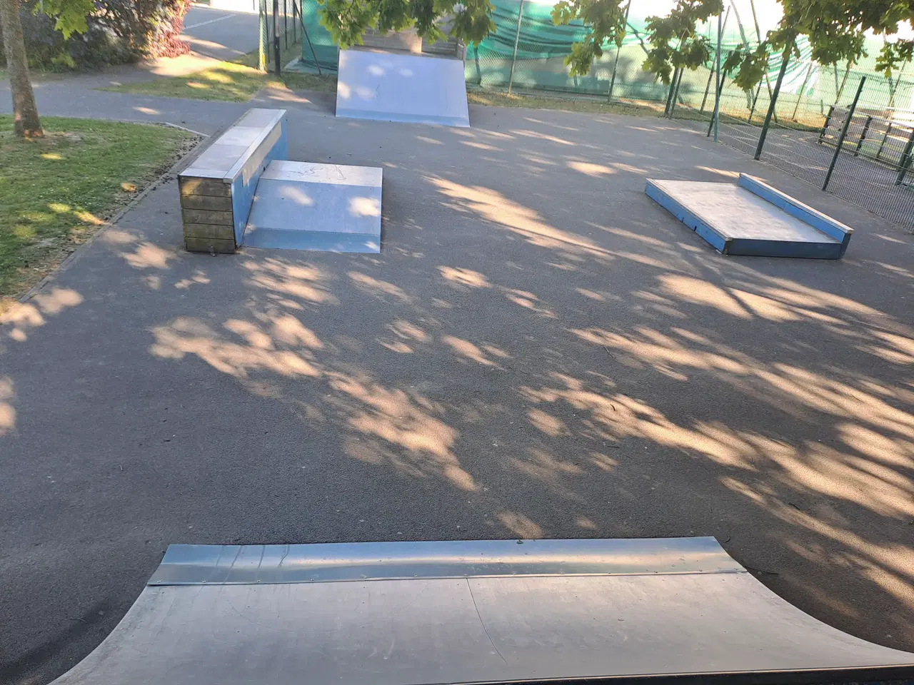 Plailly skatepark — photo 1