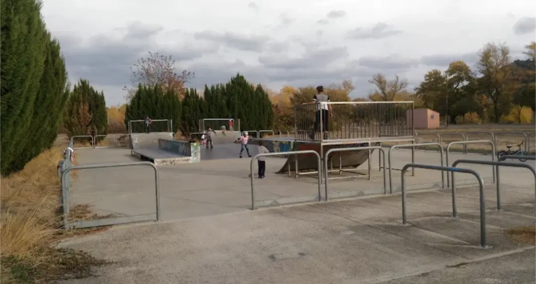 Vinon-sur-Verdon skatepark — photo 1