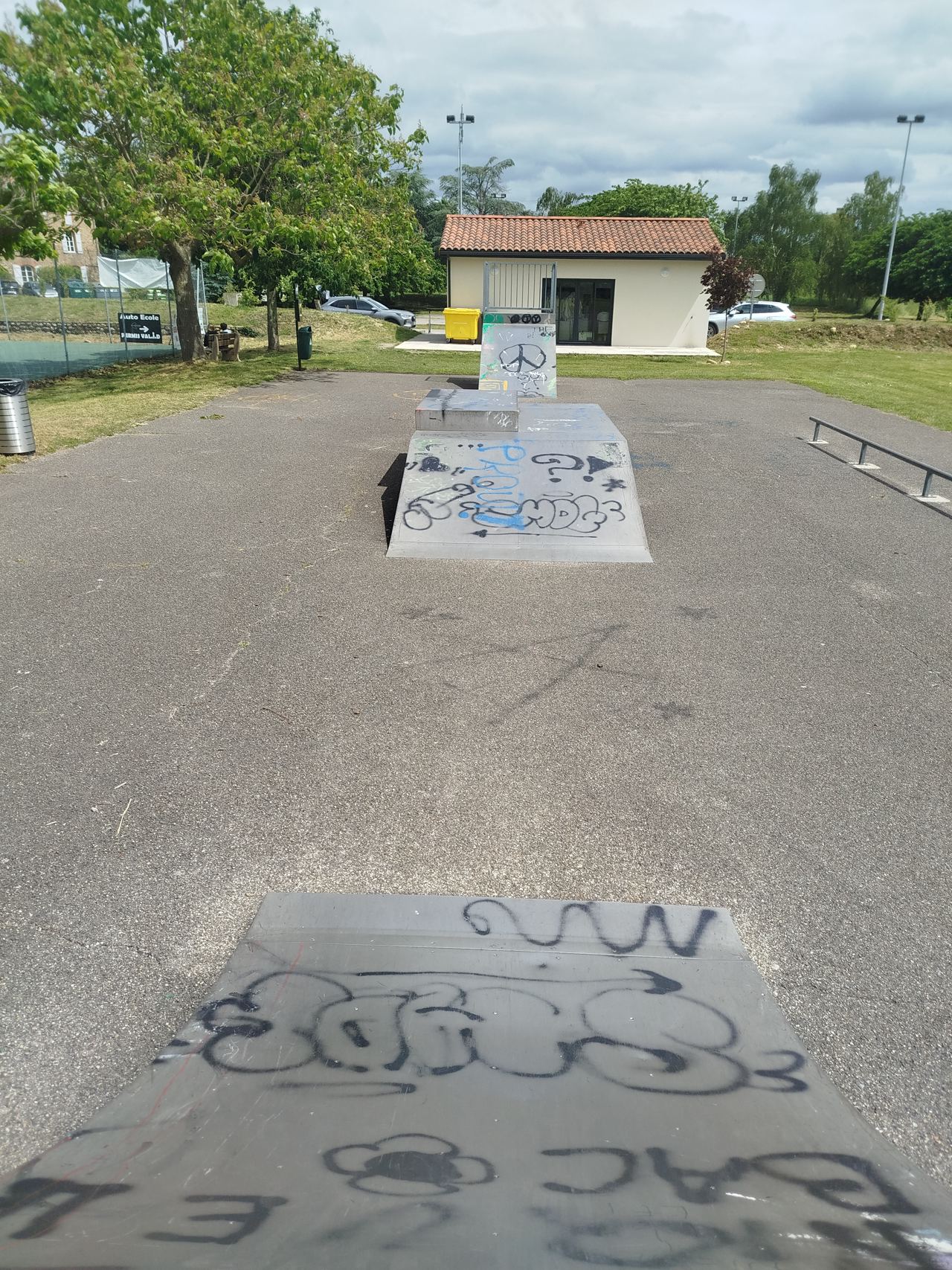 Verniolle skatepark — photo 1