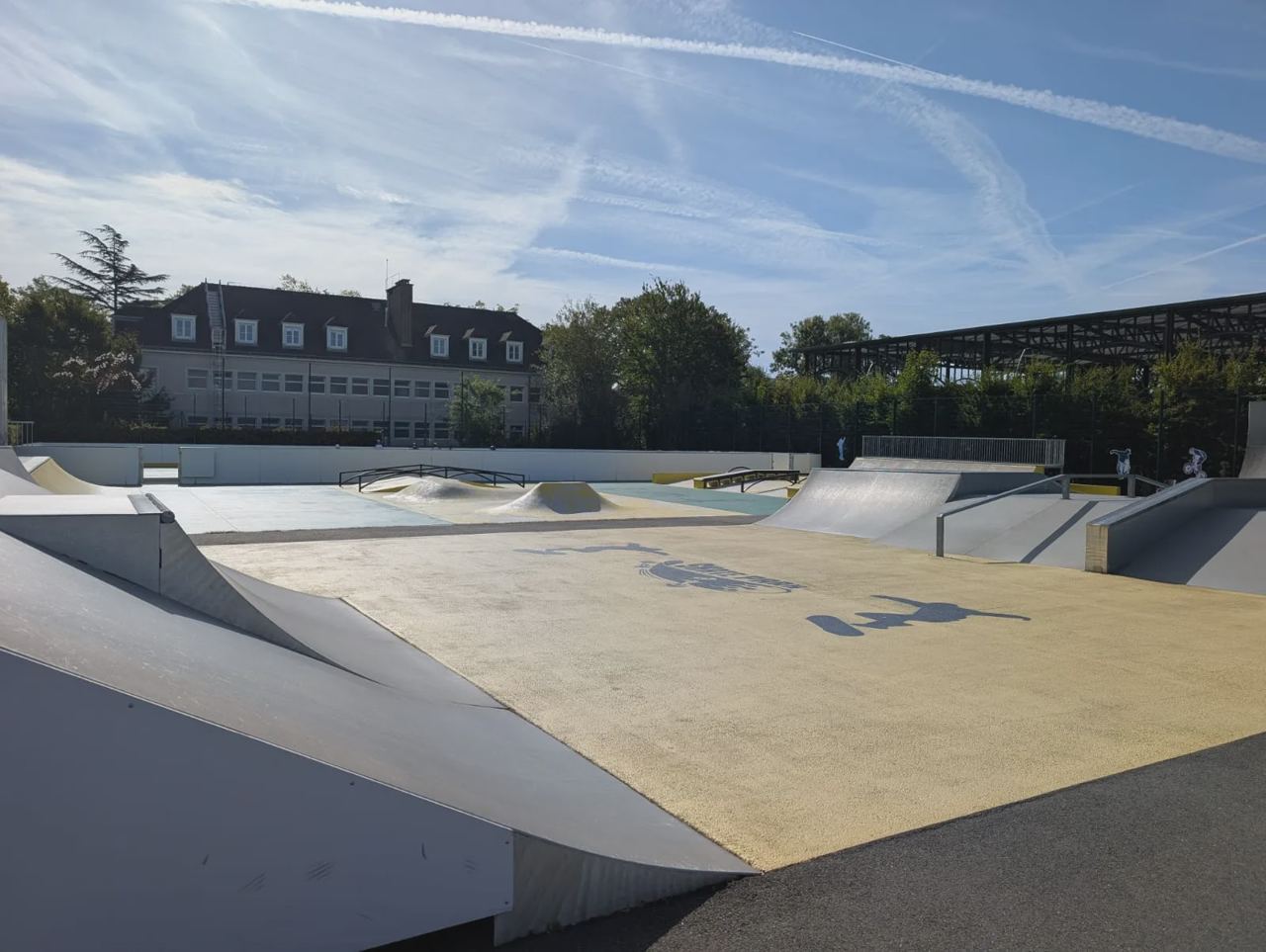 Puteaux skatepark — photo 1