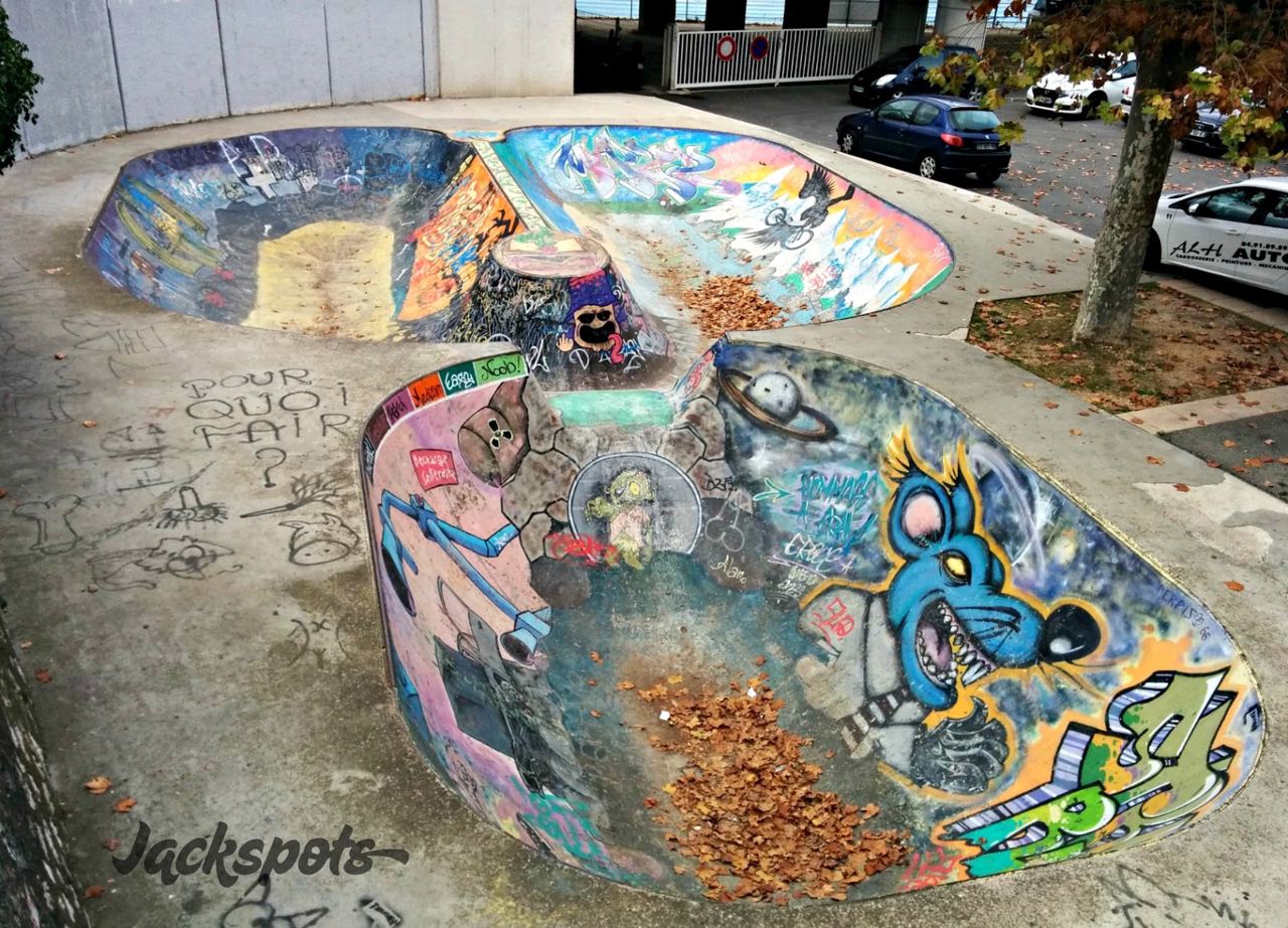 Bowl d'Aubagne Bowl — photo 1