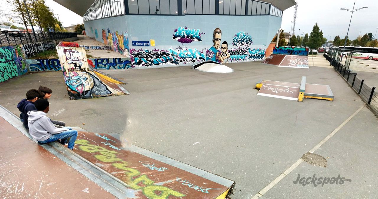Arras skatepark — photo 1