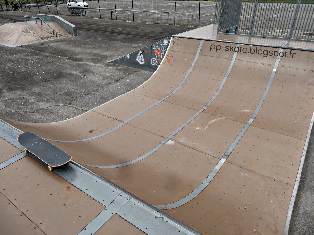 Fleury-Mérogis skatepark — photo 1