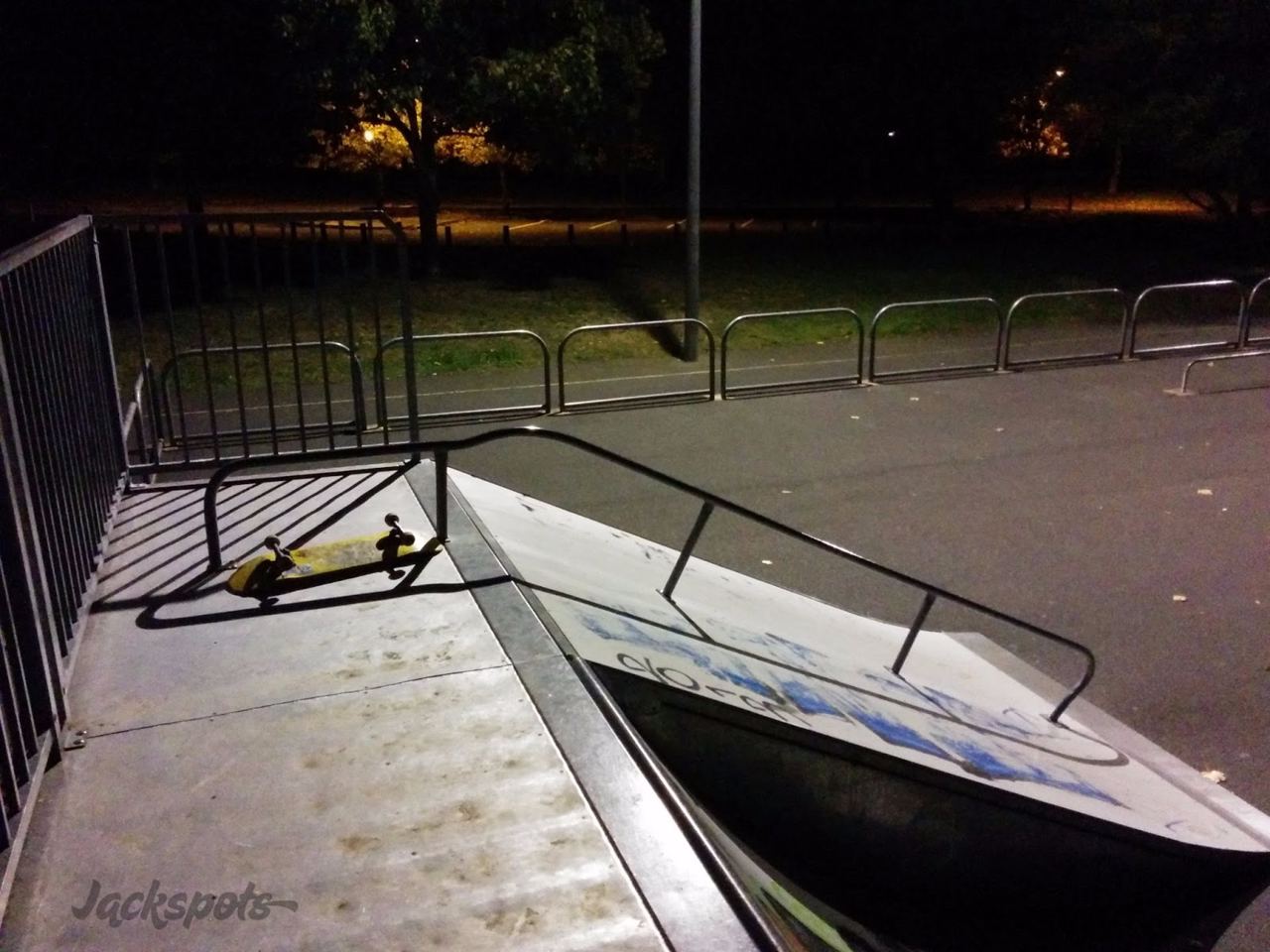 Issoudun skatepark — photo 1