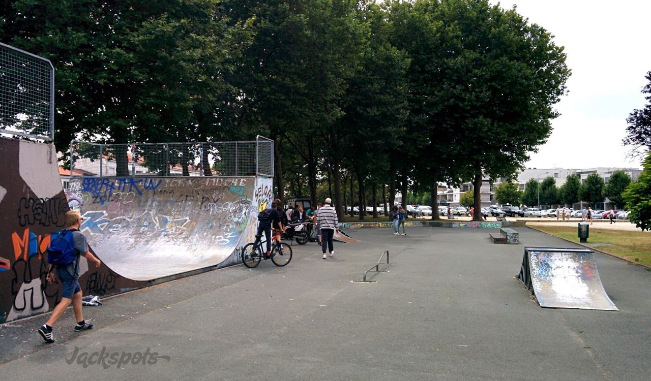 Royan - Mini skatepark fermé — photo 1