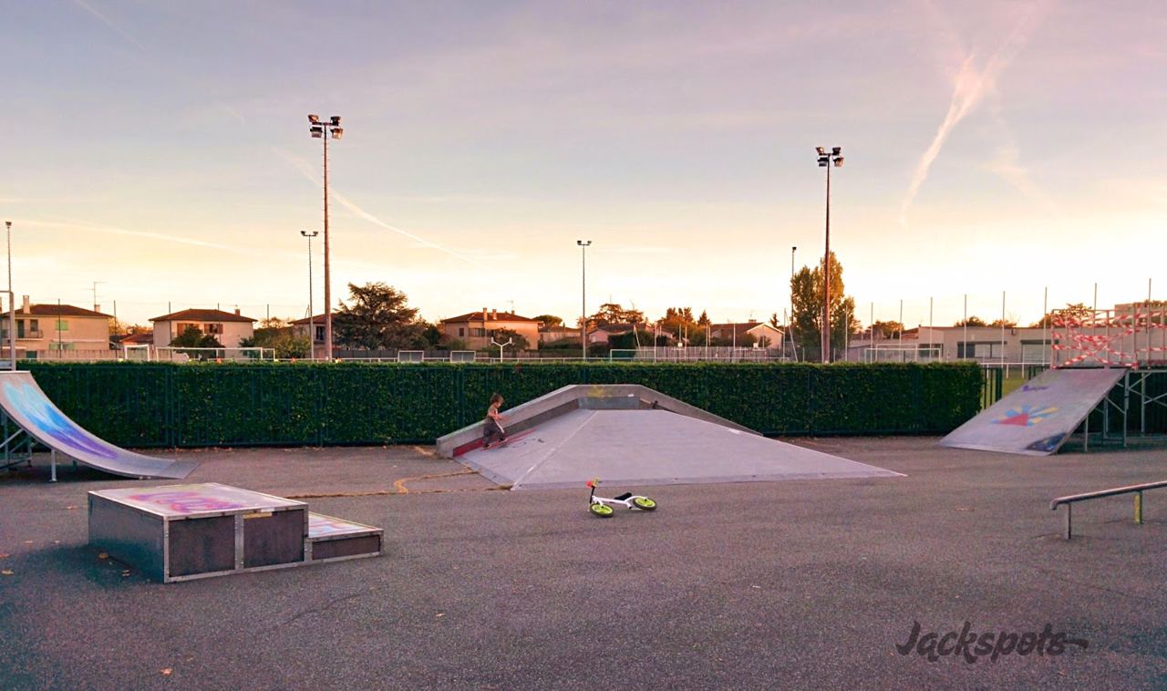 Toulouse - Saint-Simon skatepark — photo 1