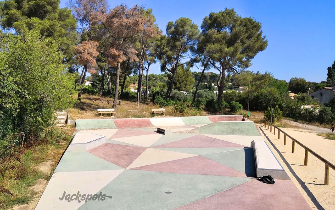 Septèmes les Vallons skatepark — photo 1