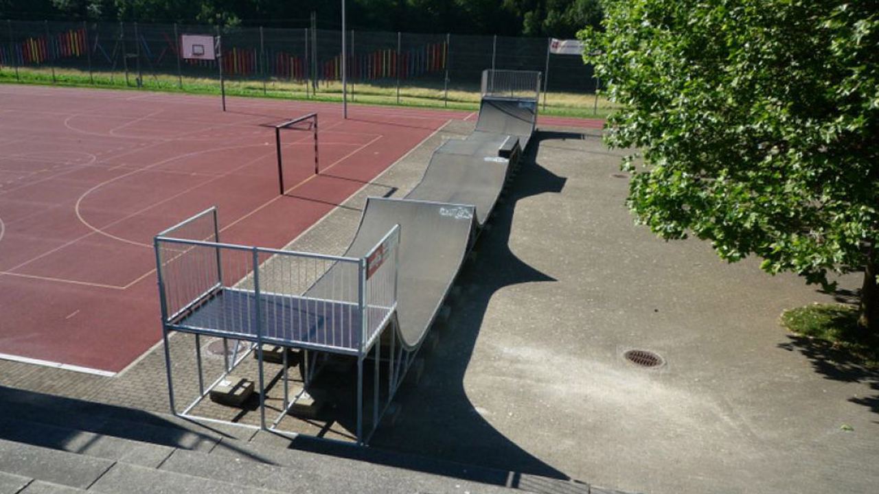 Skatepark Péry — photo 1