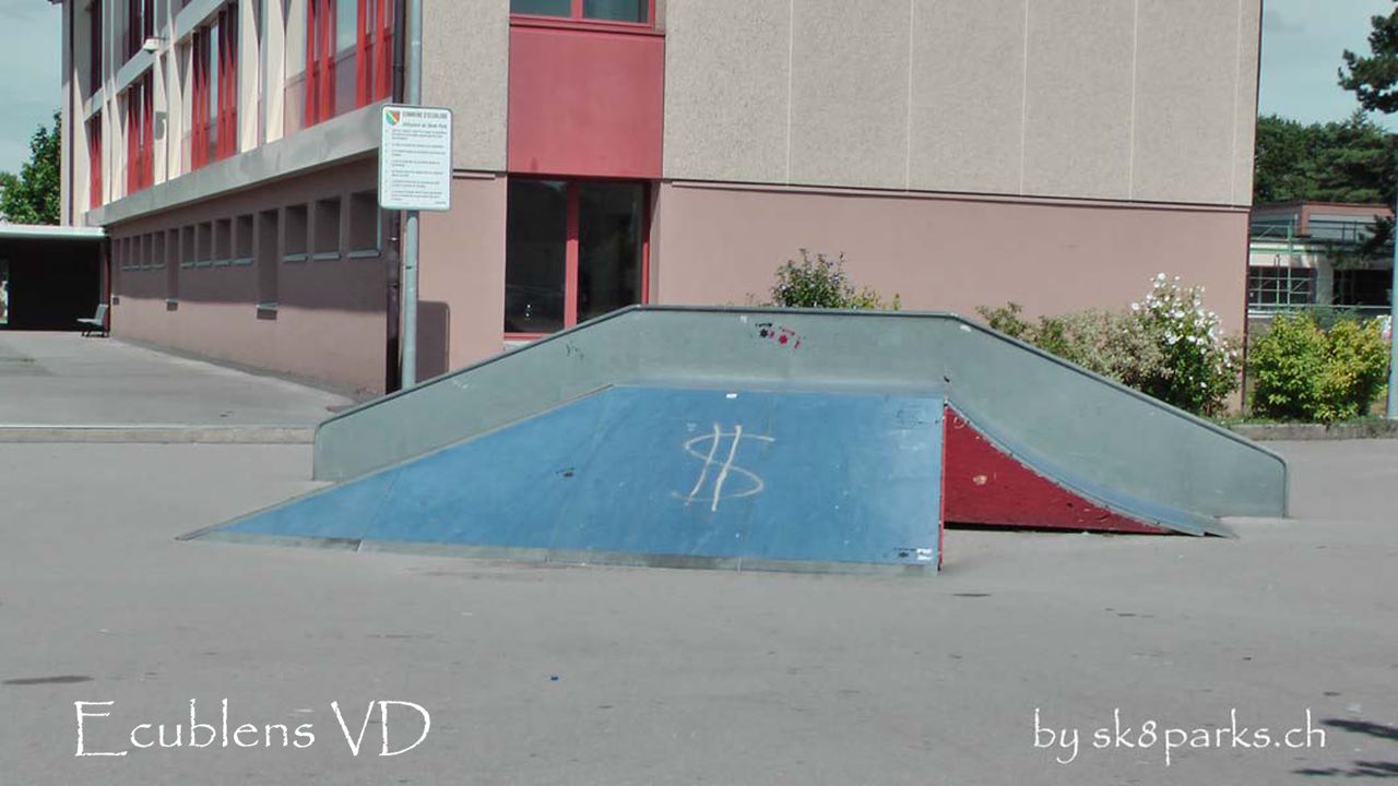 Ecublens skatepark — photo 1