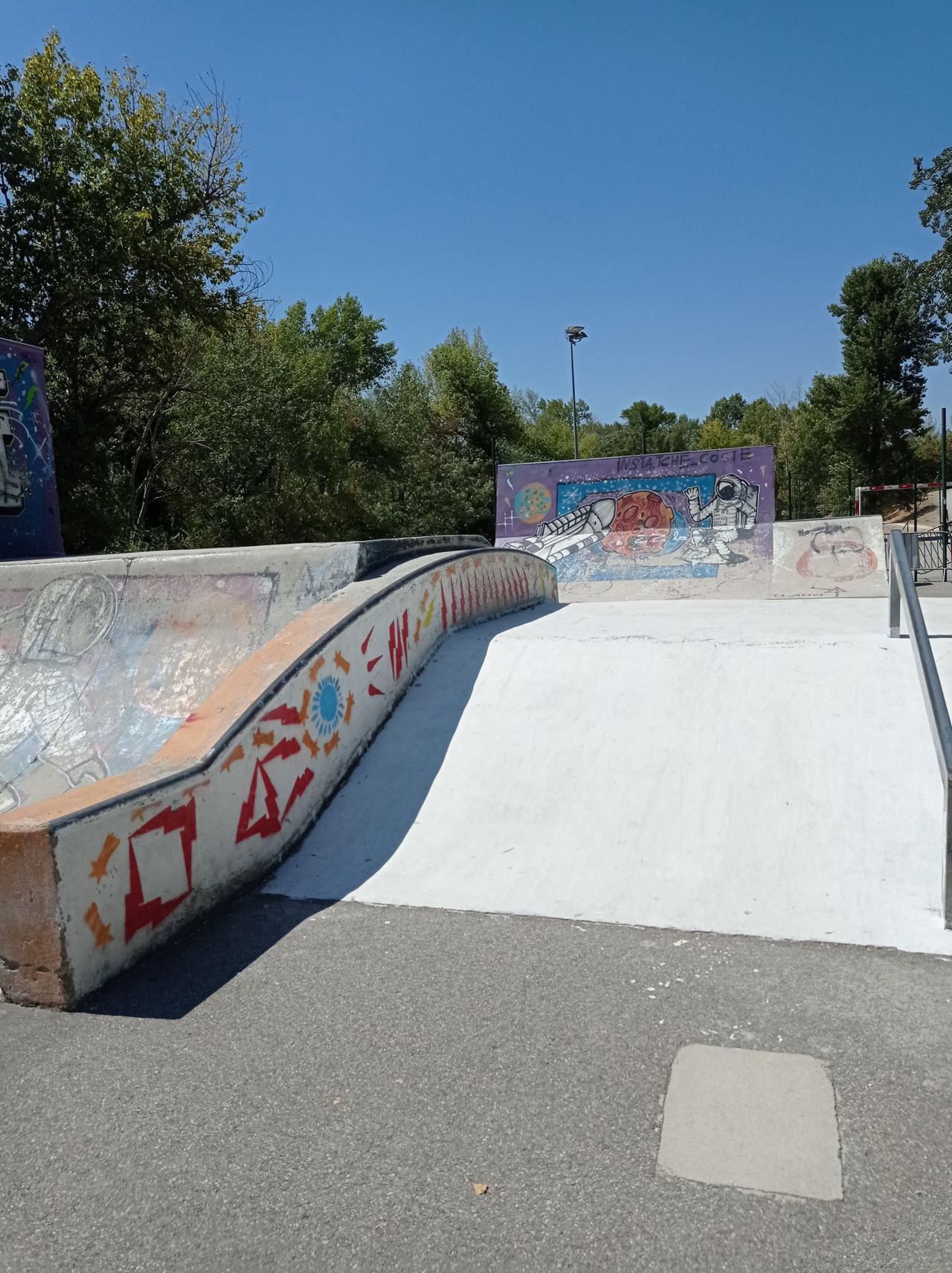 Nyons skatepark — photo 1