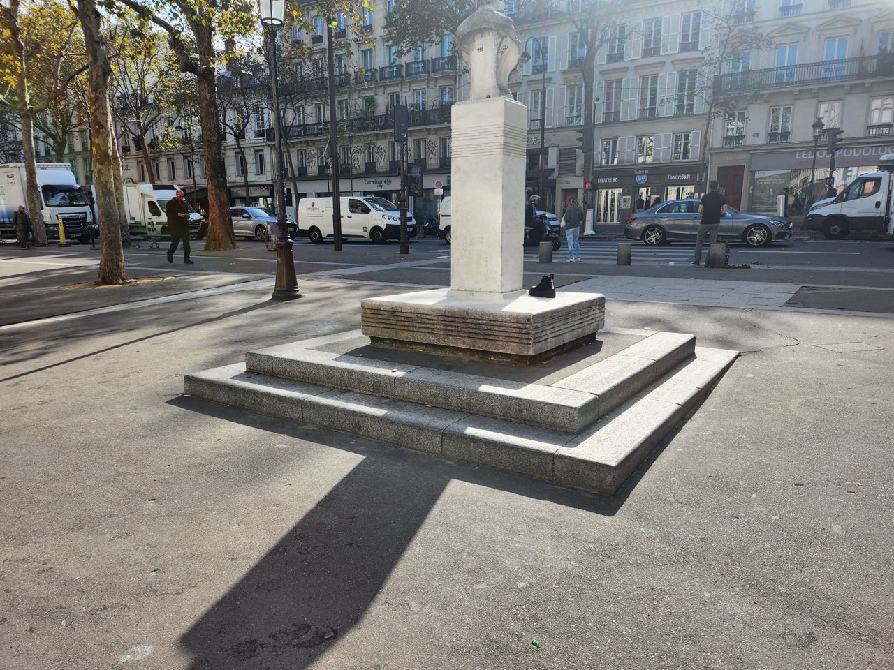 Rue de Lancry Spot — photo 1