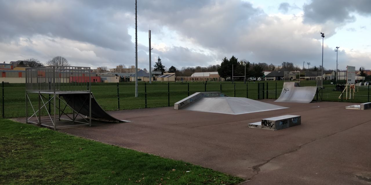 Villiers-sur-Marne skatepark — photo 1