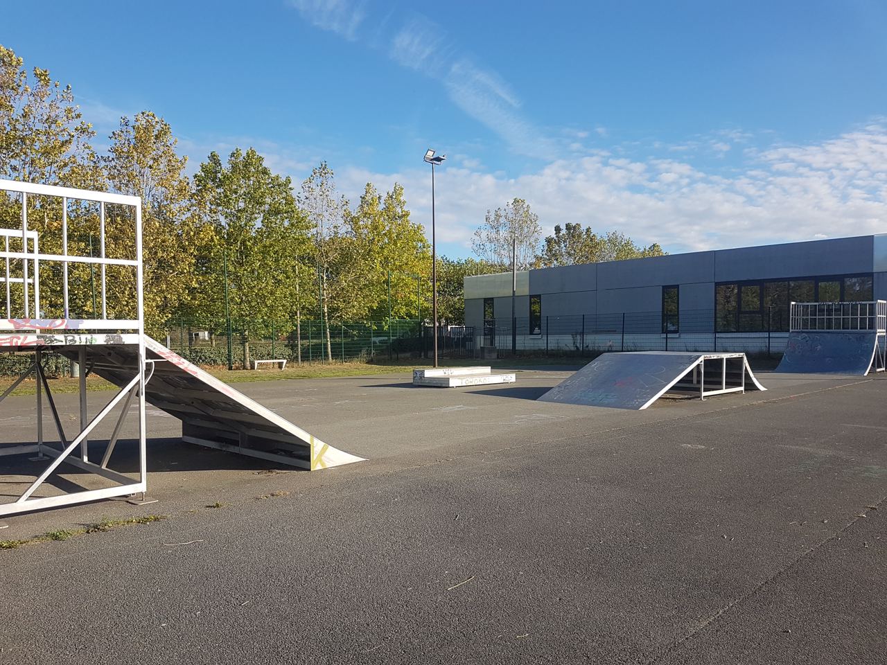 Skatepark Monthlery — photo 1