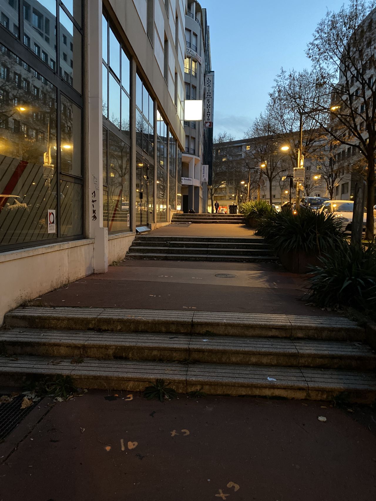 Rue Jules Jusserand Spot — photo 1
