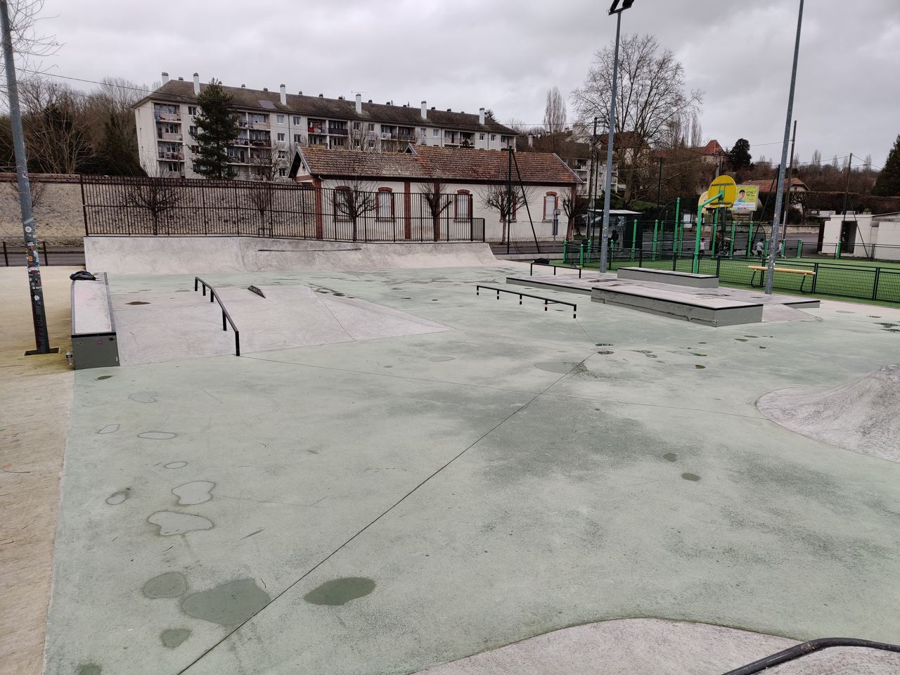 Provins skatepark — photo 1