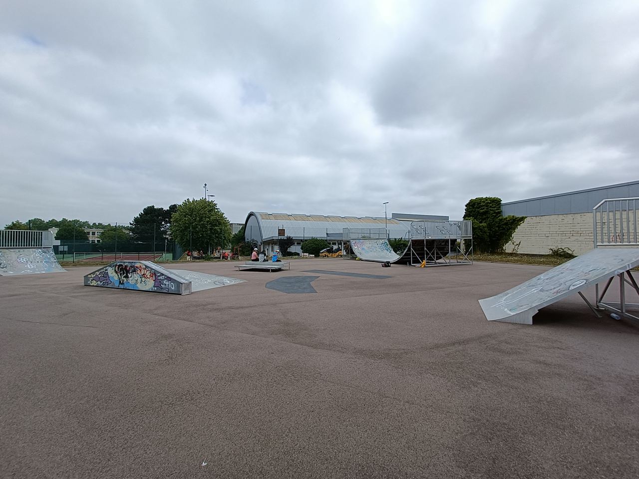 Aubergenville — photo 1