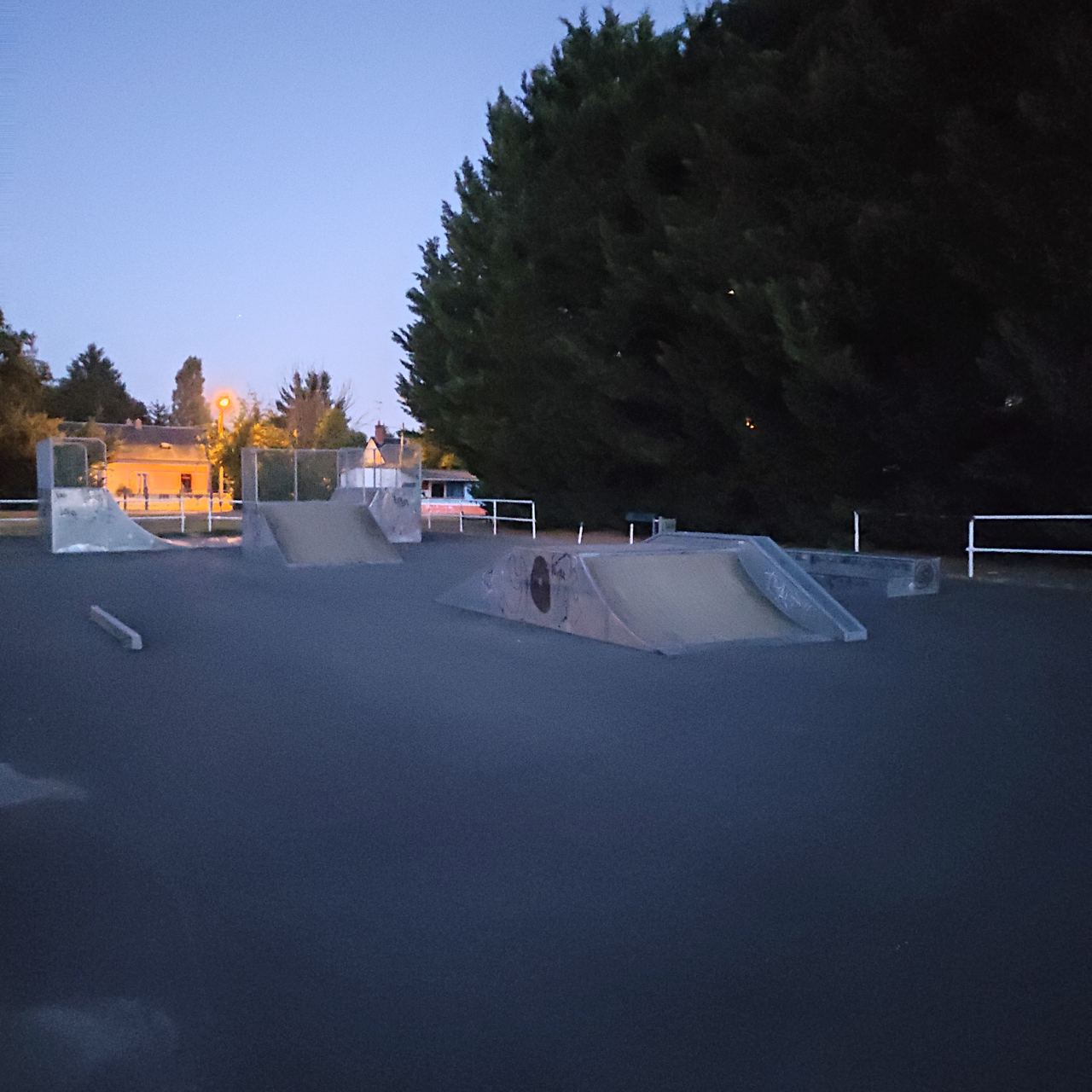 La Guerche-sur-l'Aubois — photo 1