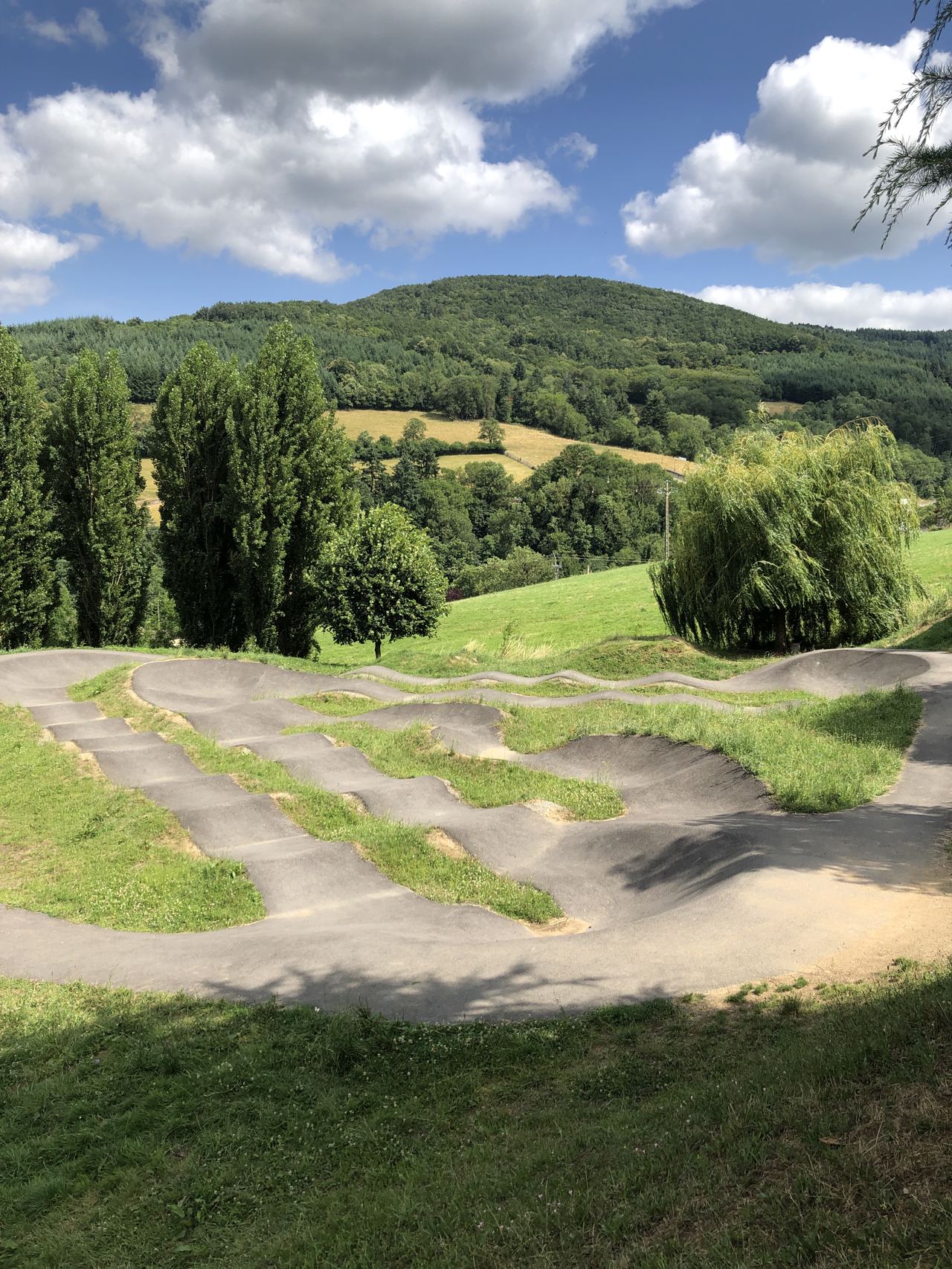 Pumptrack Saint-Didier-sur-Beaujeu — photo 1