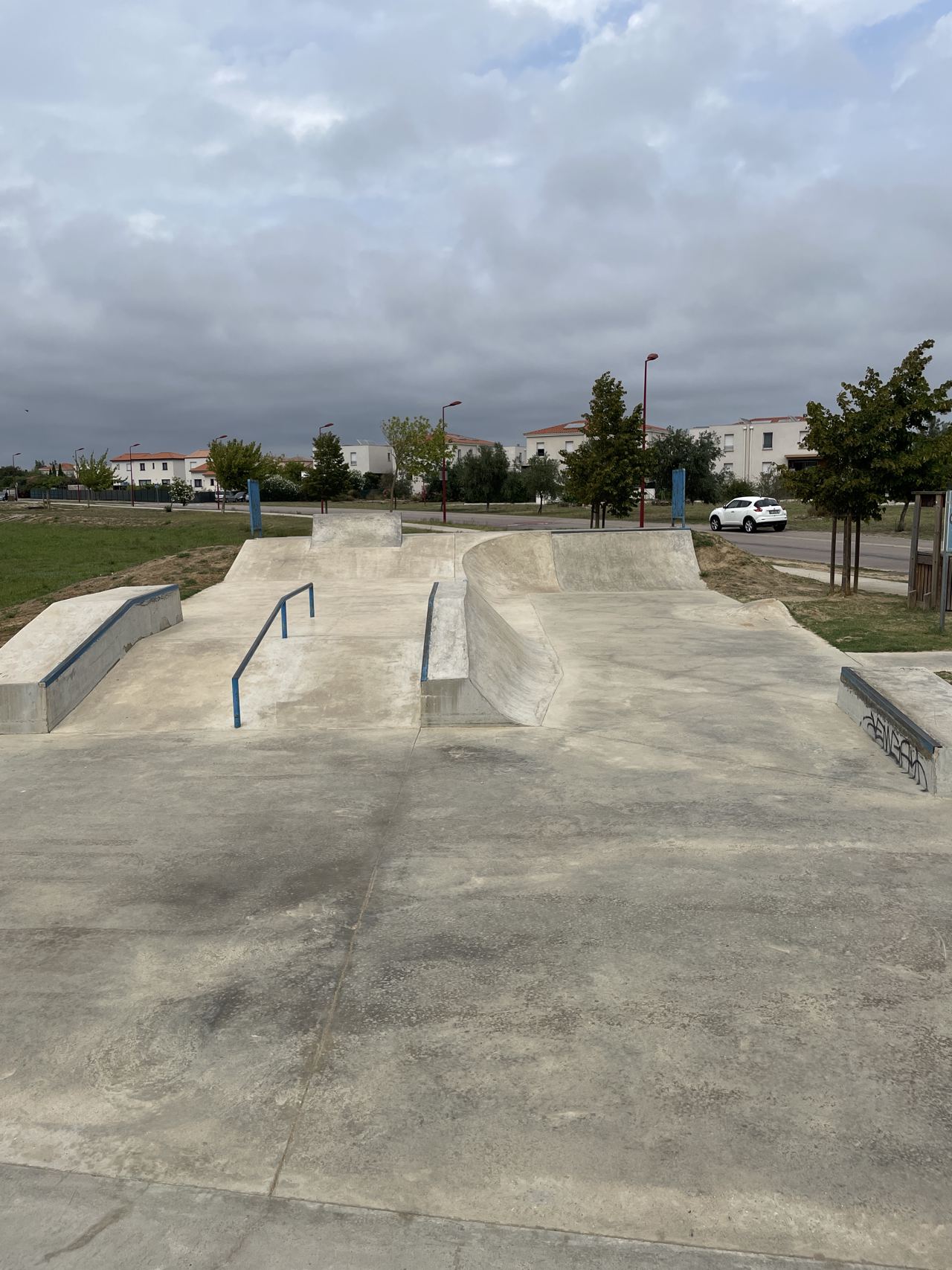 Théza skatepark — photo 1