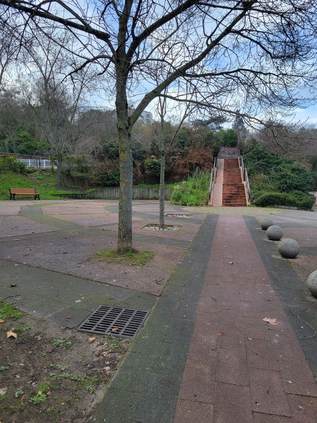 Rue Marius Franay Spot — photo 1