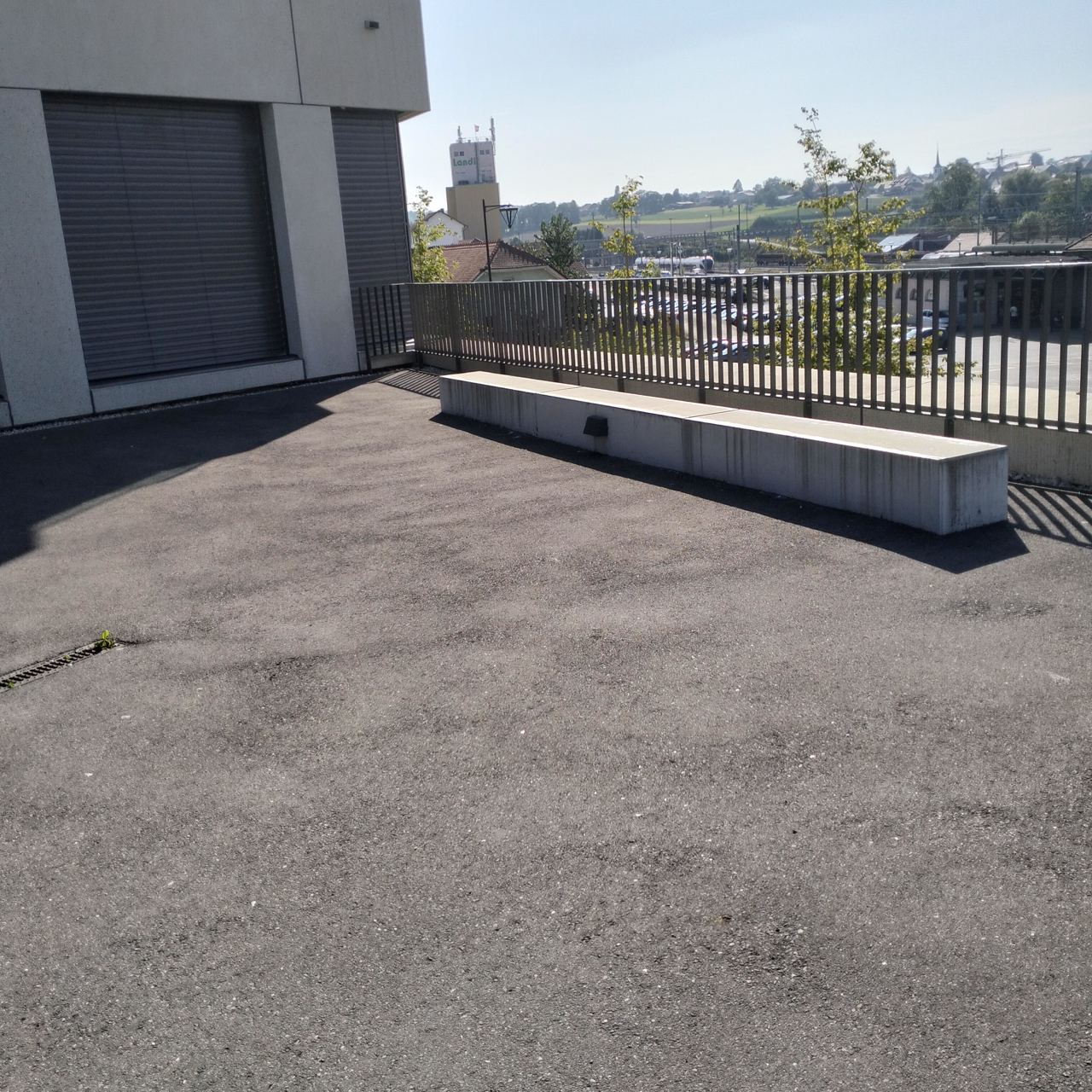 Curbs — photo 1