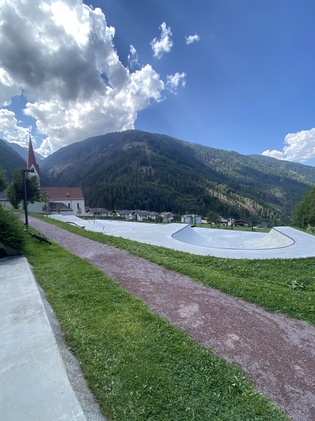 Skatepark Lüsen — photo 1