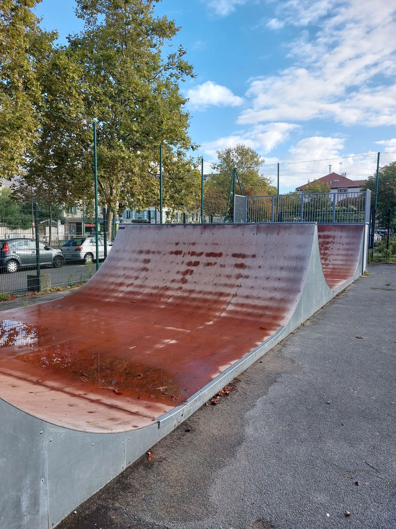 Double U Rueil skatepark — photo 1