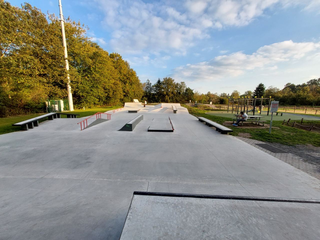 Brasschaat Skatepark — photo 1