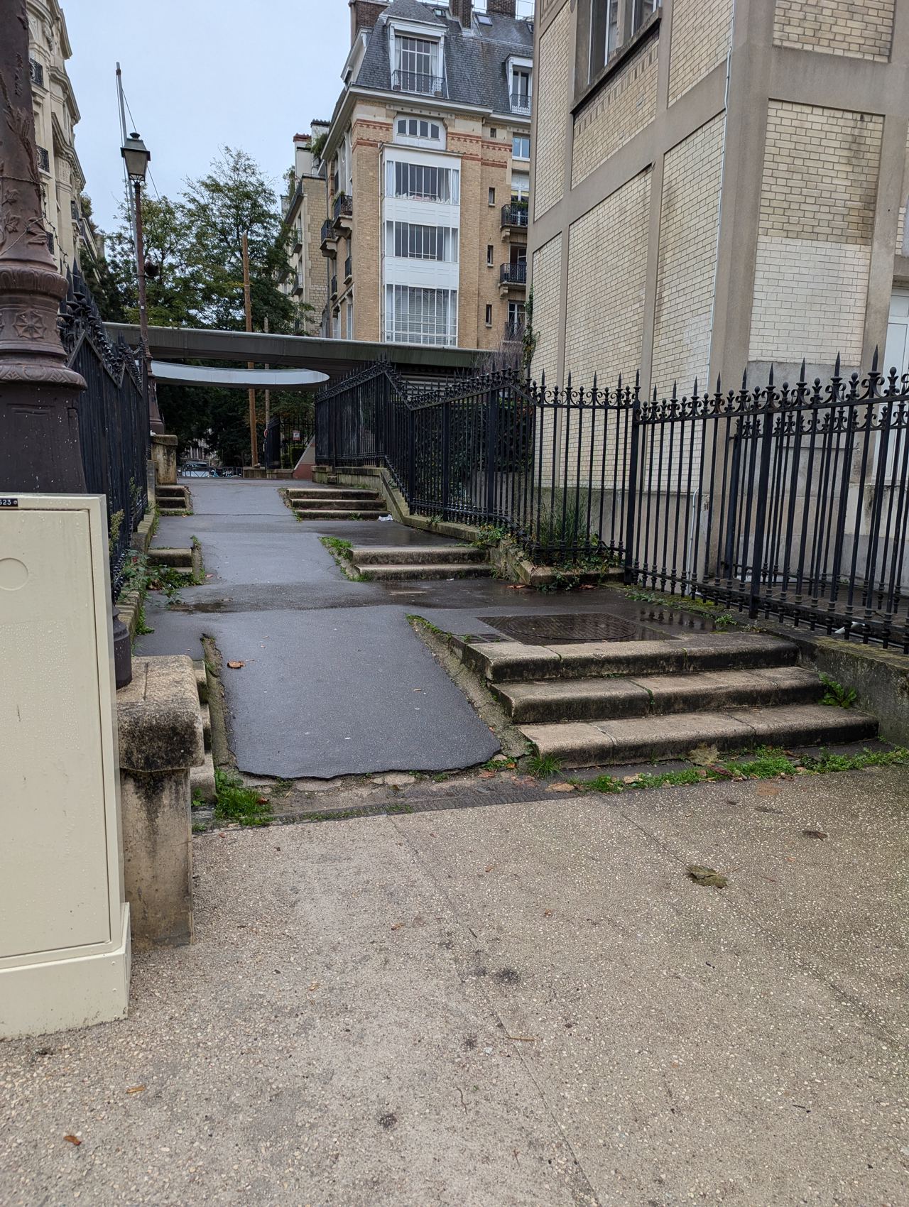 Spot Bd Lannes — photo 1