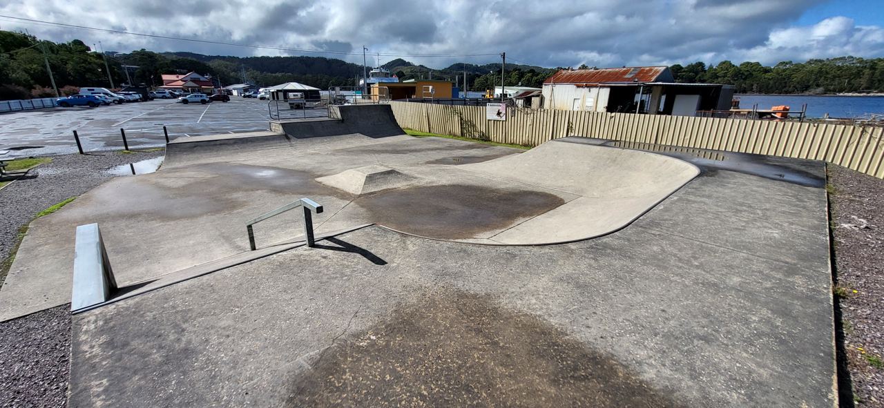 Strahan Skatepark — photo 1
