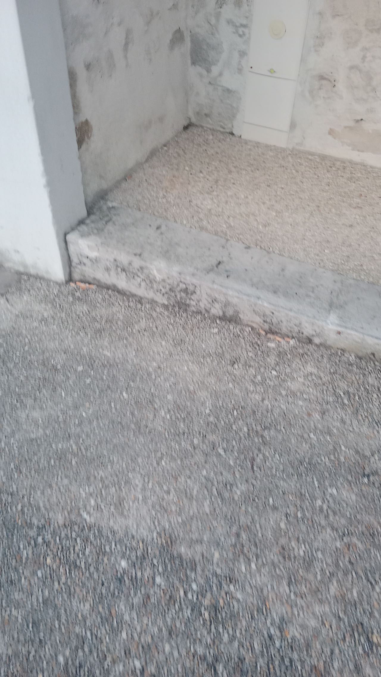 Mini curb/gap — photo 1