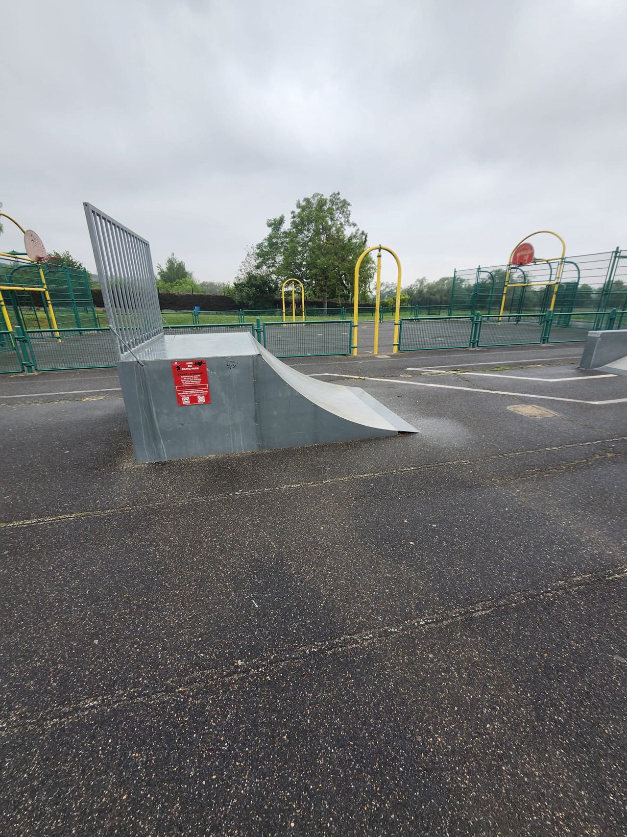 Sketepark Anières — photo 1